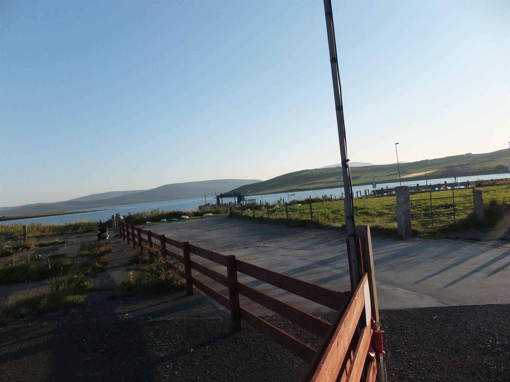 Orkneylodge Orphir  Buitenkant foto