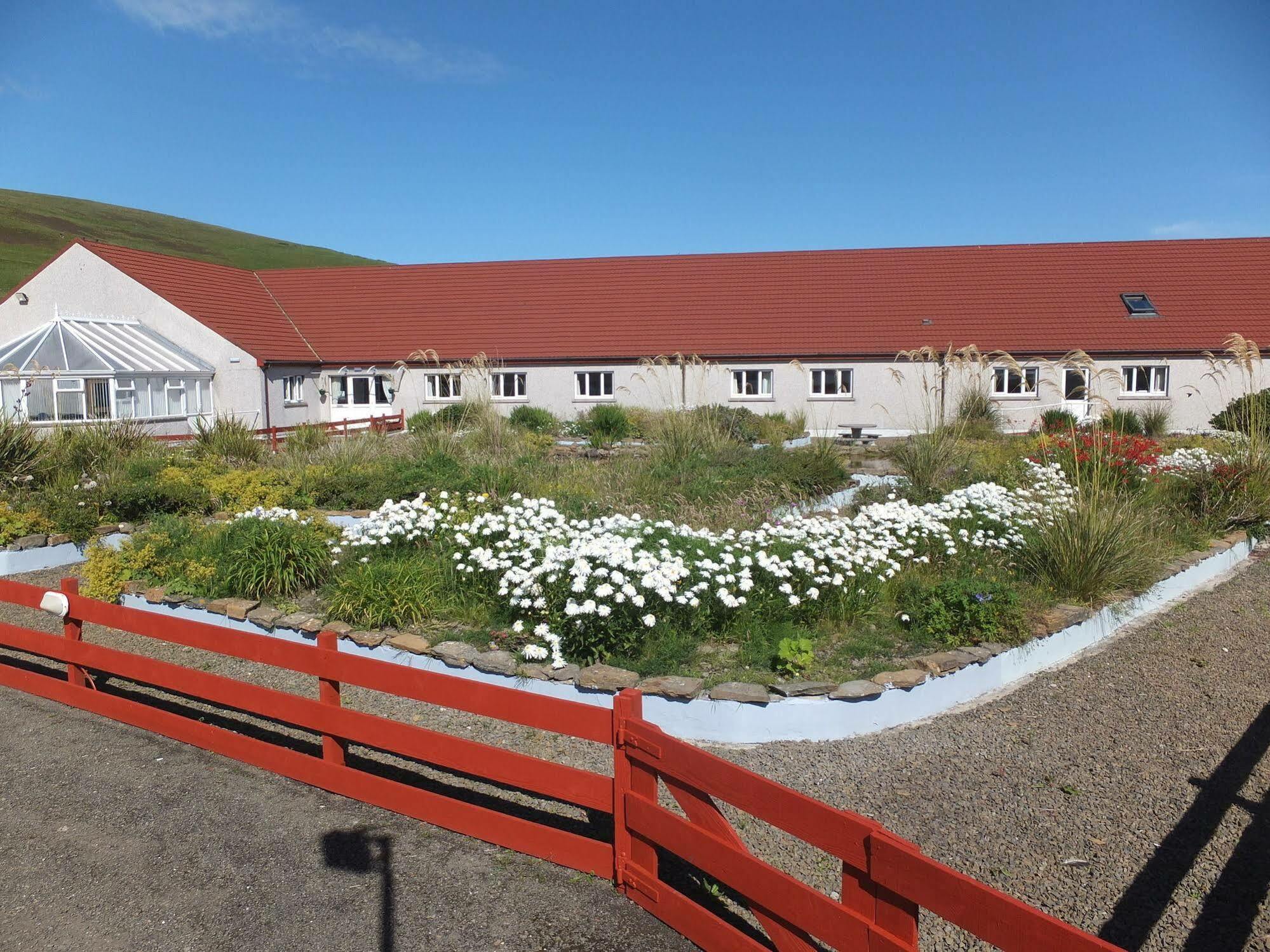 Orkneylodge Orphir  Buitenkant foto