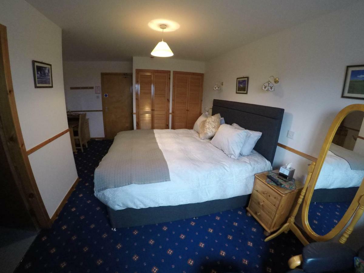 Orkneylodge Orphir  Buitenkant foto
