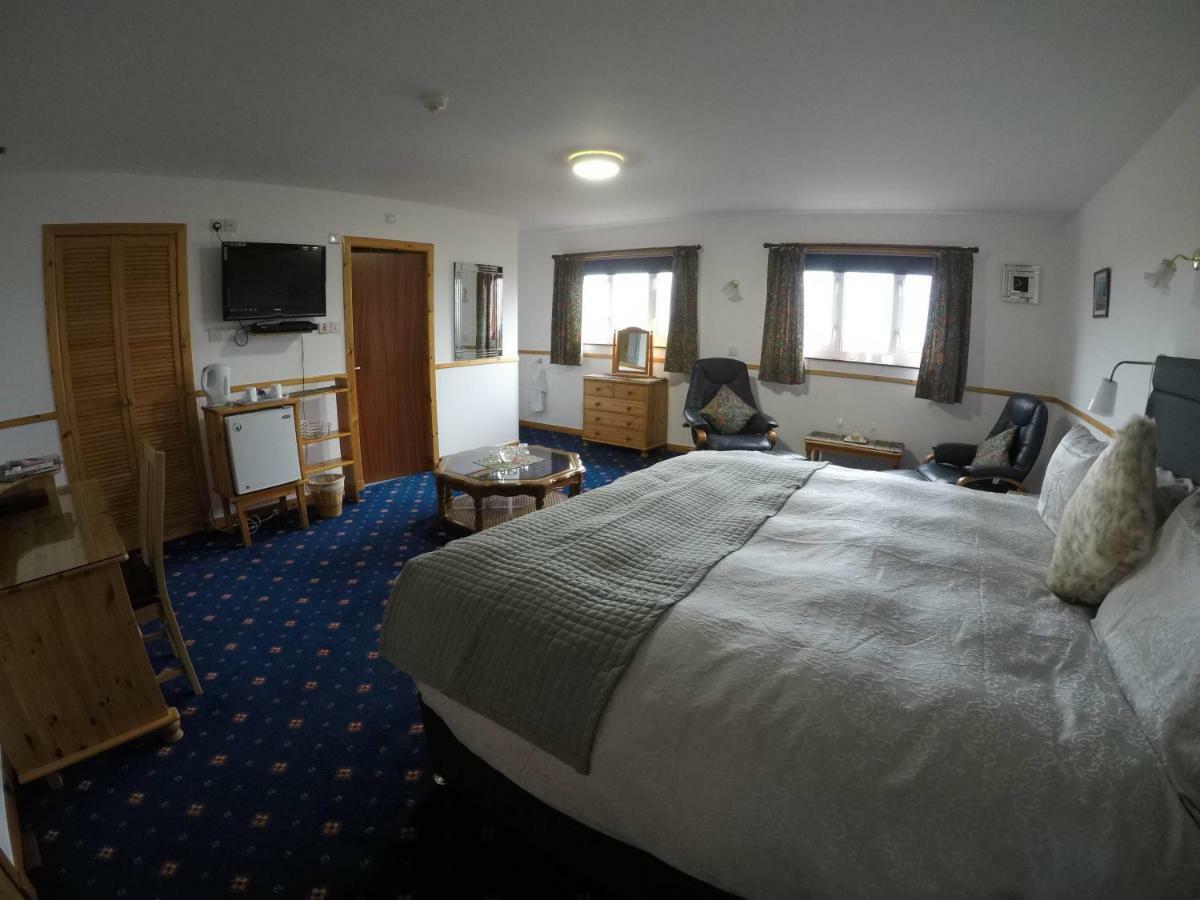 Orkneylodge Orphir  Buitenkant foto
