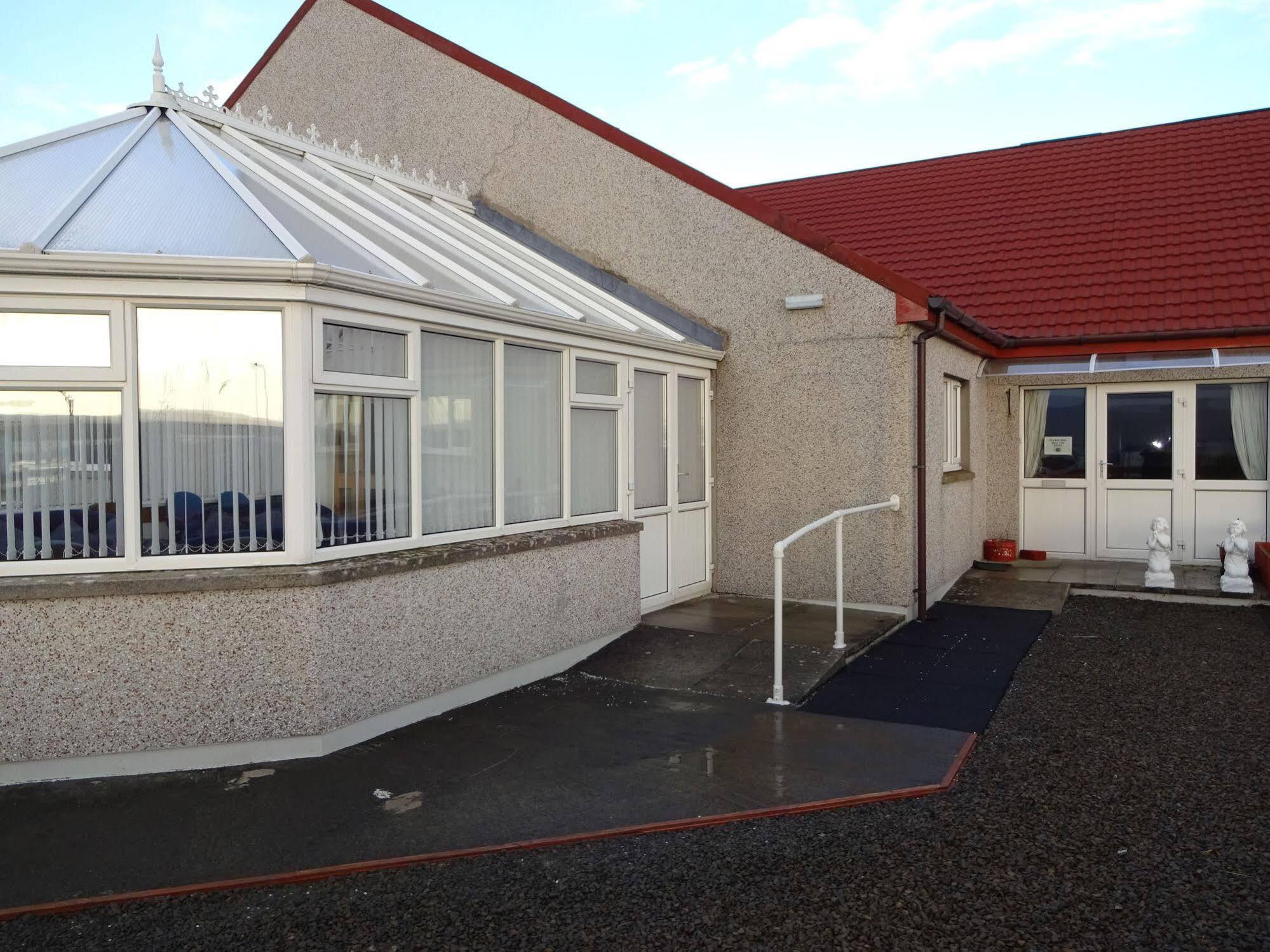 Orkneylodge Orphir  Buitenkant foto